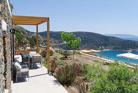 Βεράντα με θέα στη θάλασσα