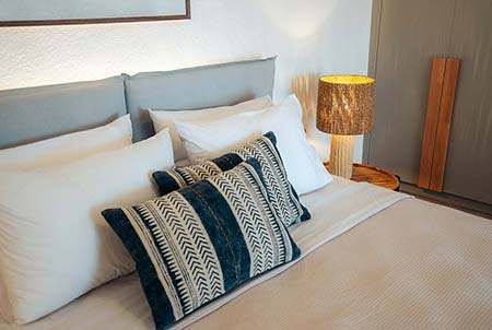 Υπνοδωμάτιο με διπλό κρεβάτι