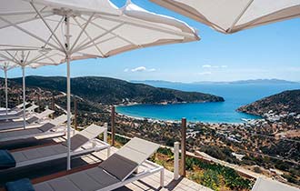 Θέα στο Βαθύ από το Melianthos villas στη Σίφνο